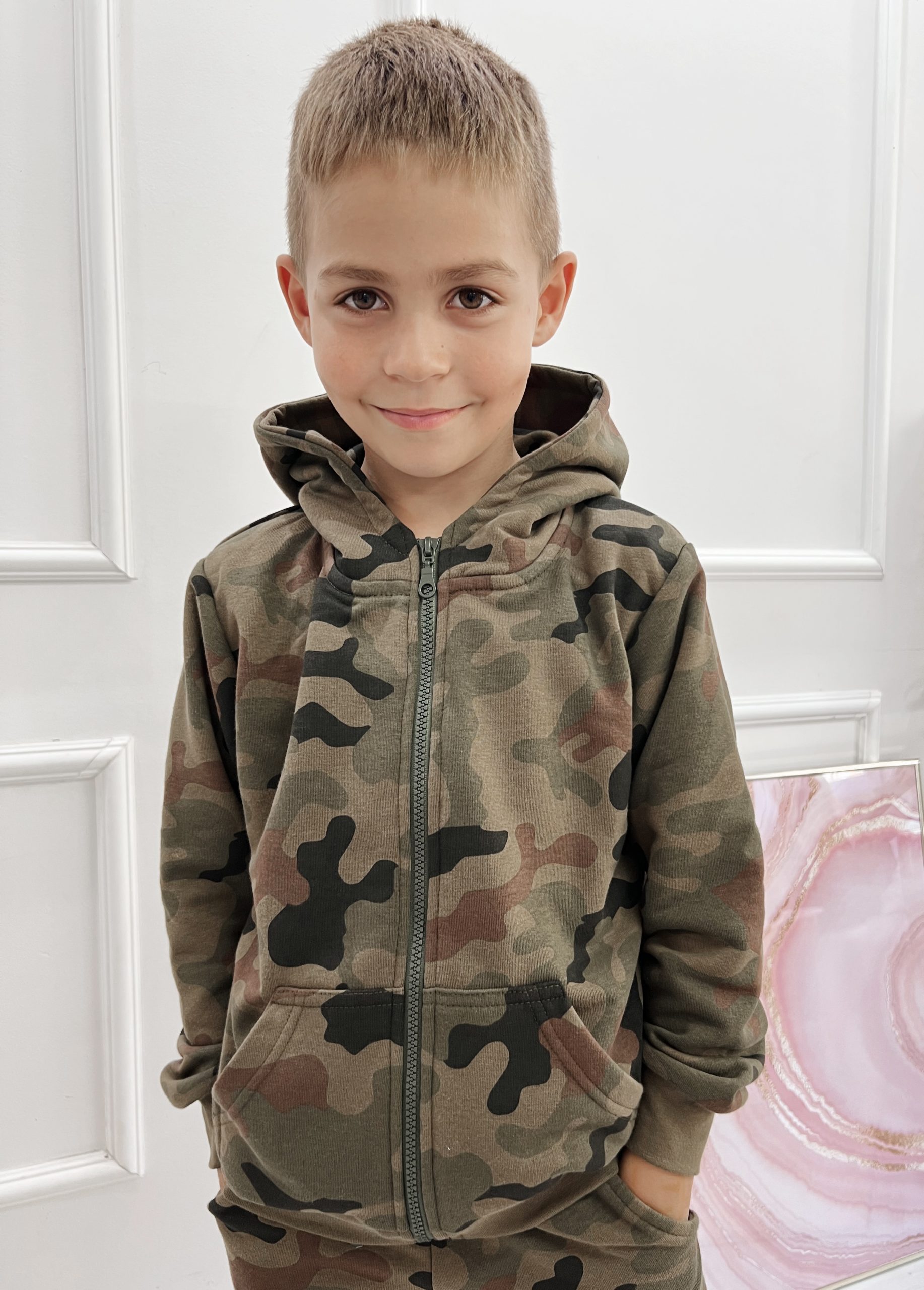 Bluza dresowa moro dla chłopca WZ.93 Produkt Polski - obrazek 3